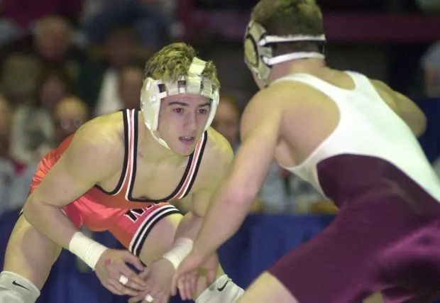 Jeff Ecklof in his stance at the 2001 PIAA Championships