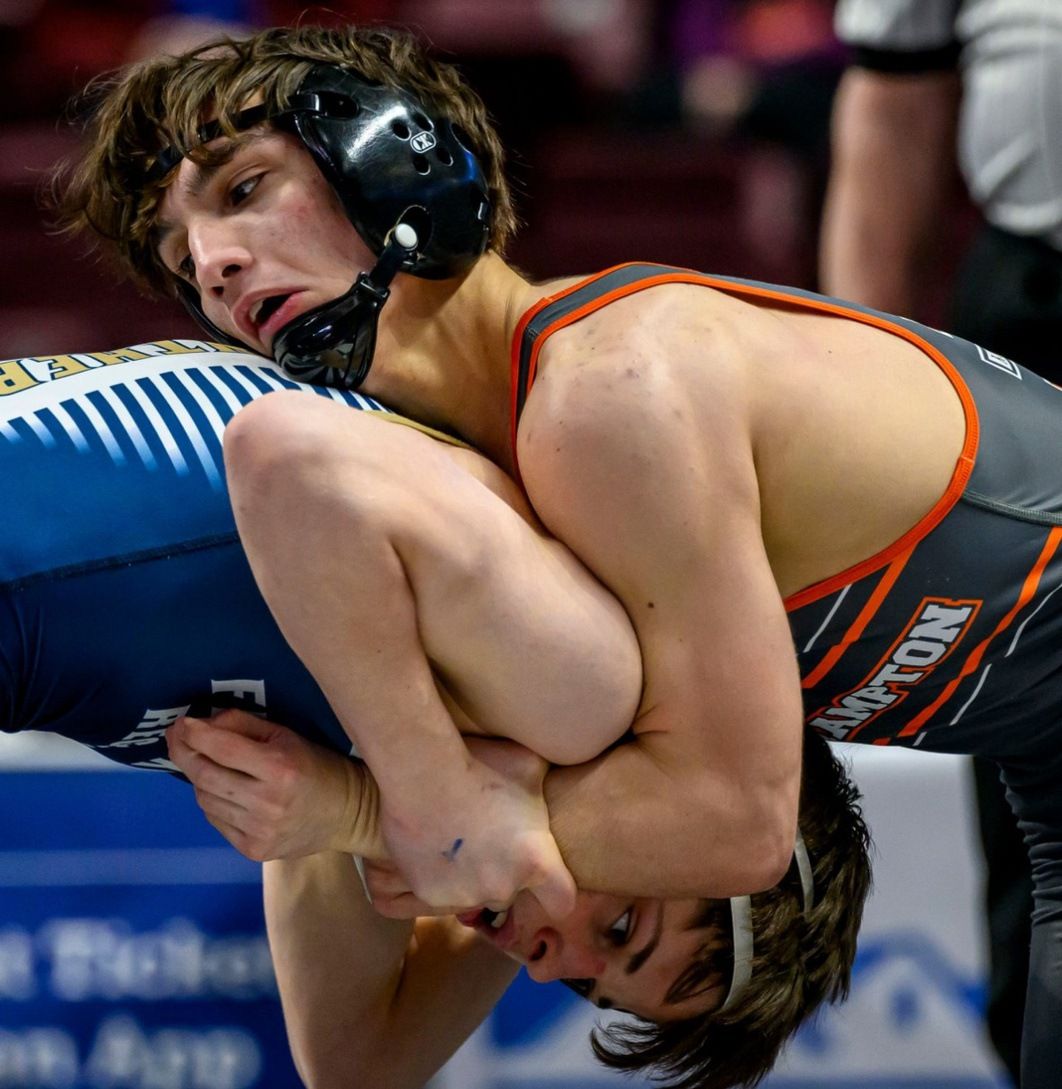 A Northampton wrestler locks up a cradle